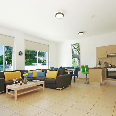 Calypso - Coralli Beachfront Apartment Protaras Extérieur photo