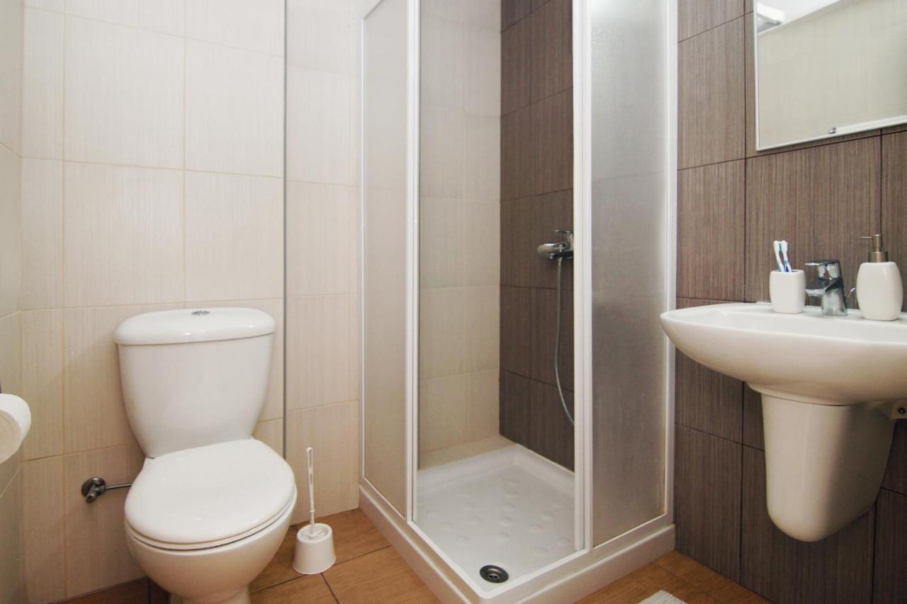Calypso - Coralli Beachfront Apartment Protaras Extérieur photo