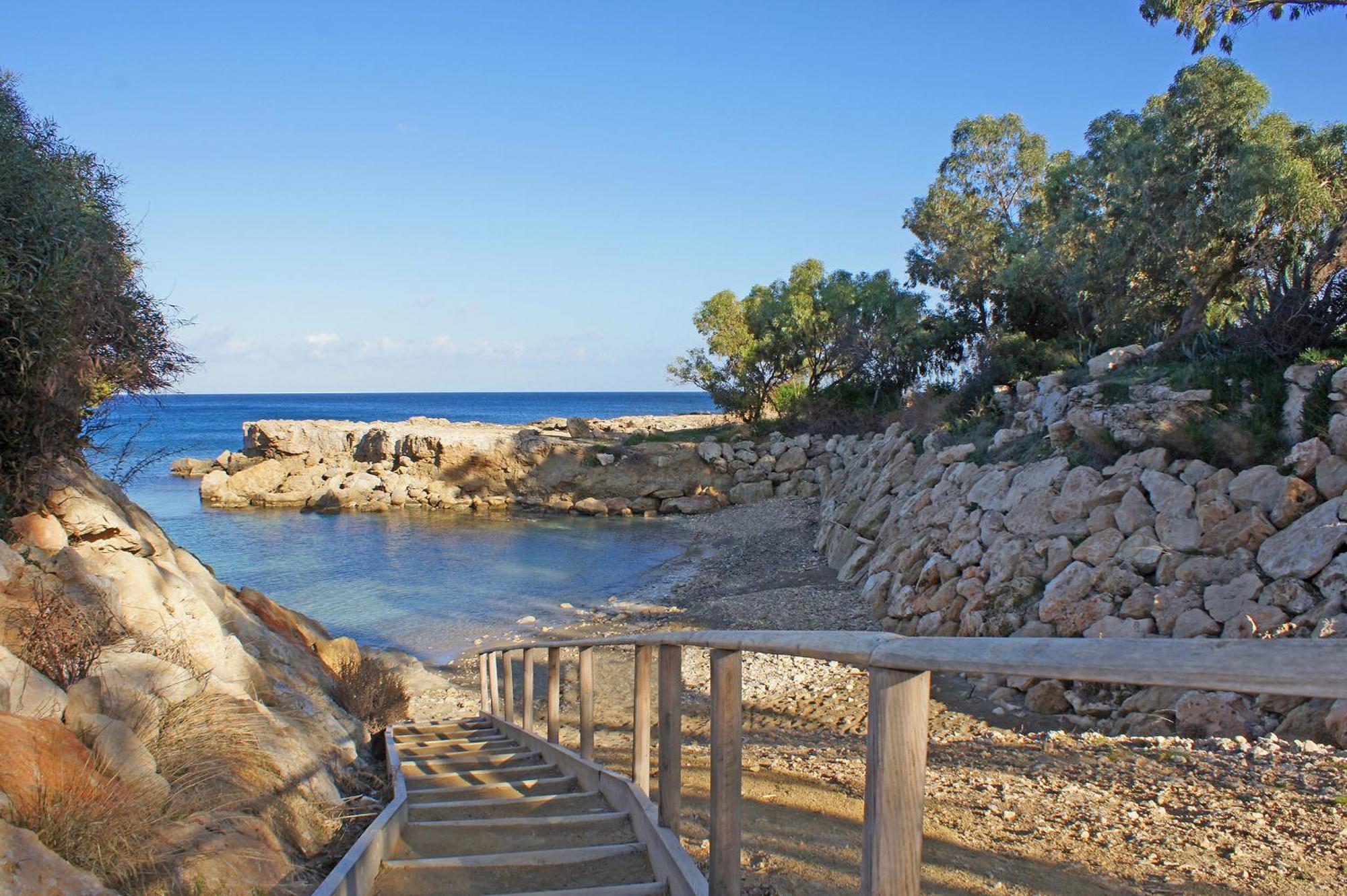 Calypso - Coralli Beachfront Apartment Protaras Extérieur photo